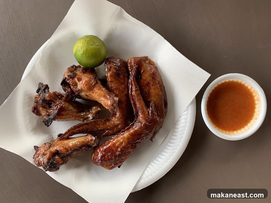 Chicken Wings with Dipping Sauce and Lime