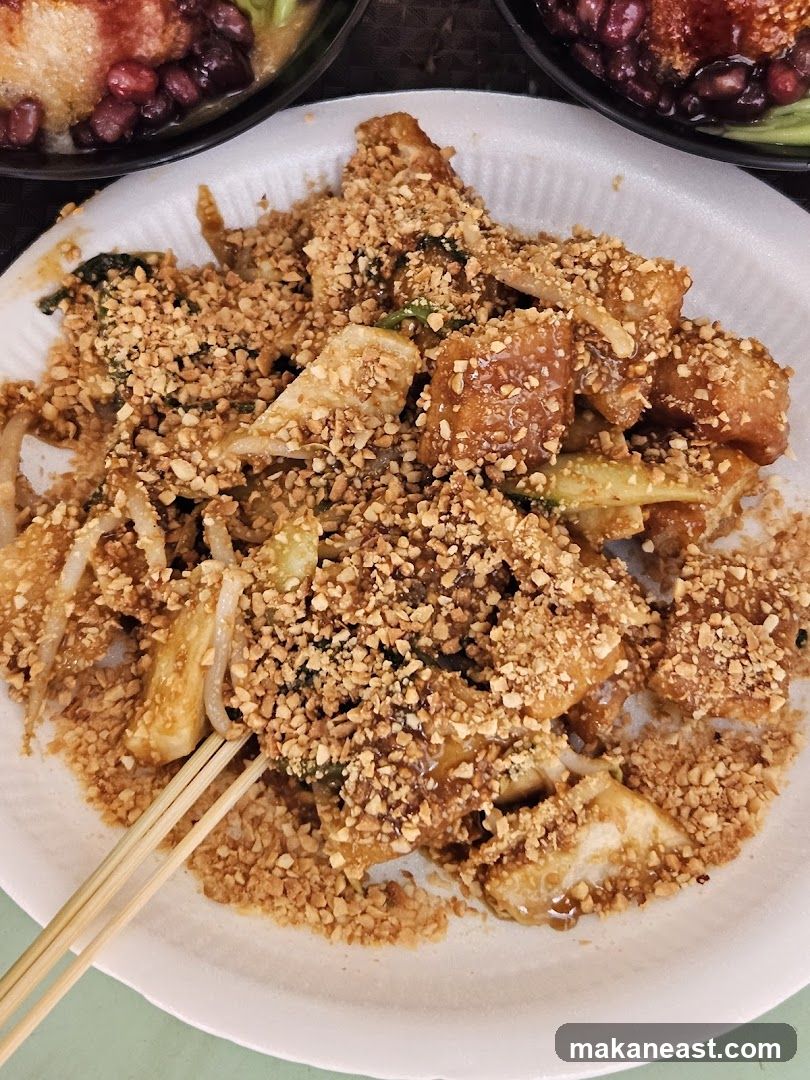 Fried Dough with Peanuts