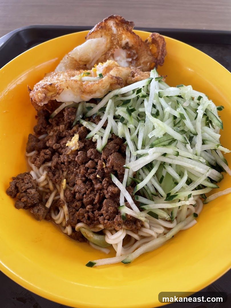 Noodles with Minced Meat and Egg