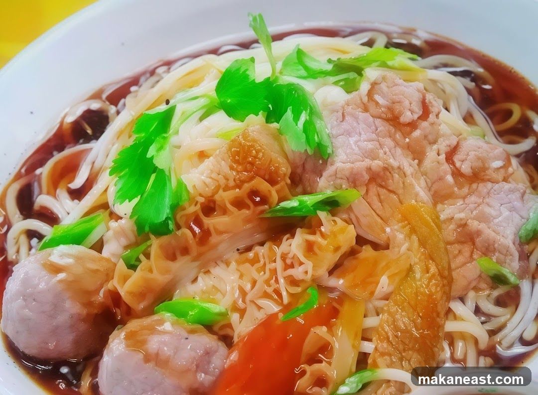 Hainan Beef Noodle & Claypot Rice