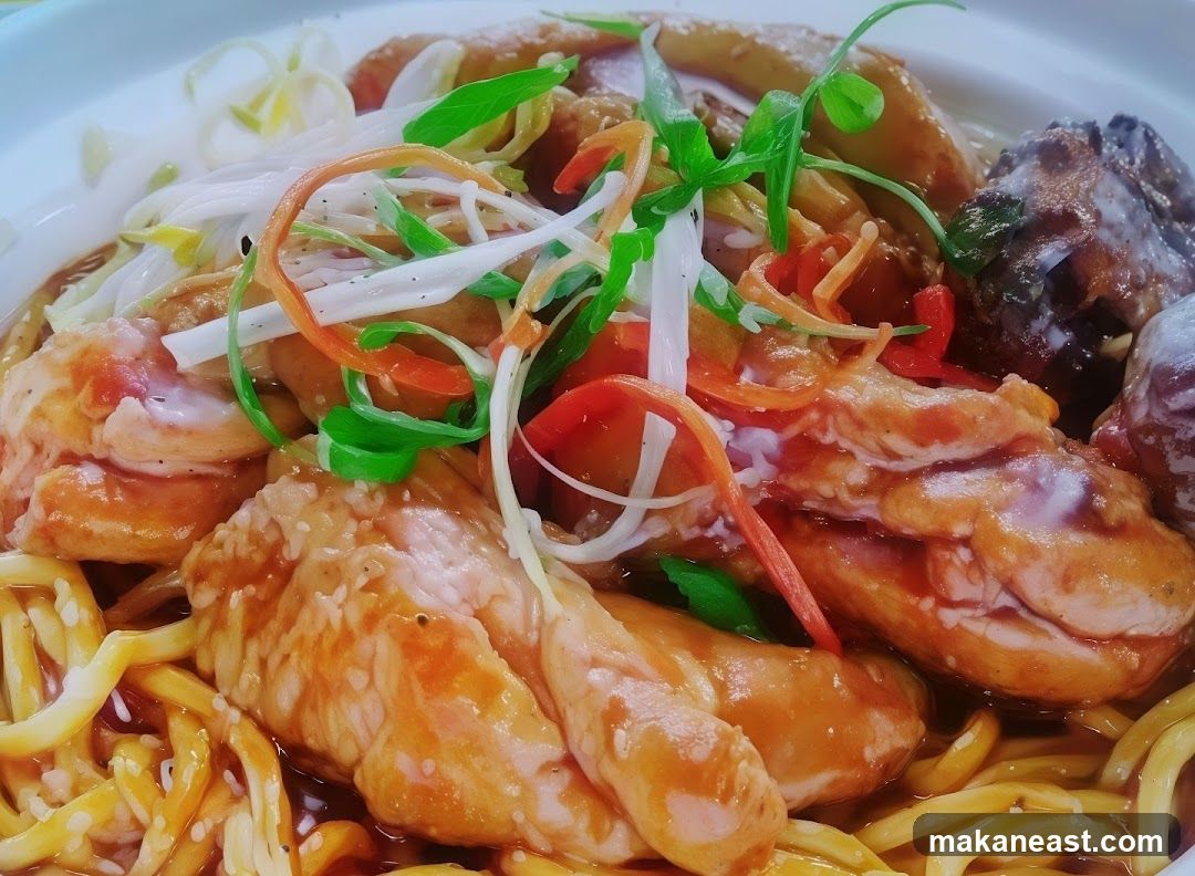 Noodles with Chicken and Vegetables