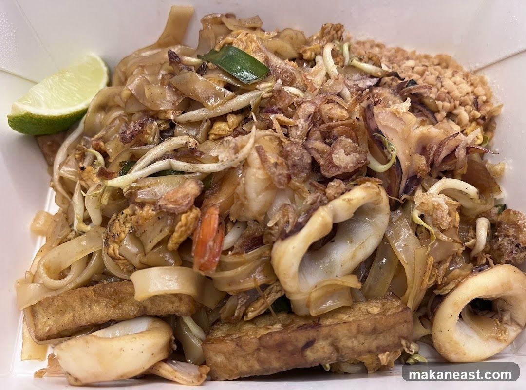 Pad Thai with Seafood