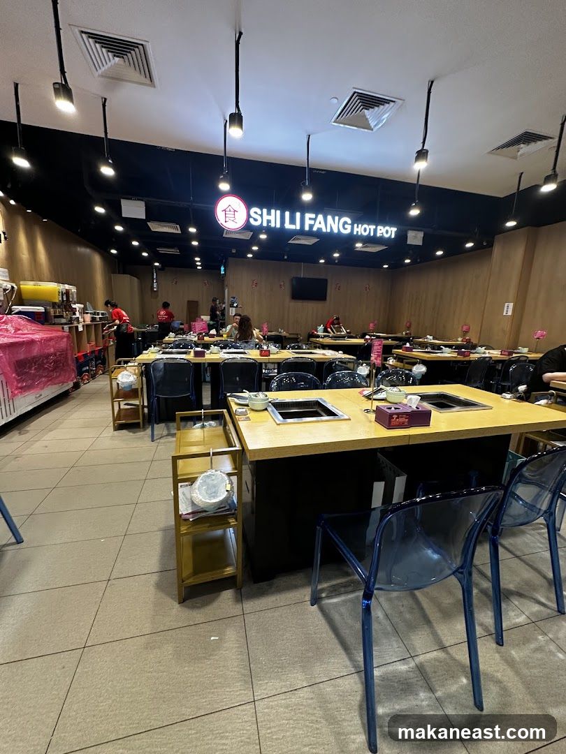 Shi Li Fang Hot Pot Interior