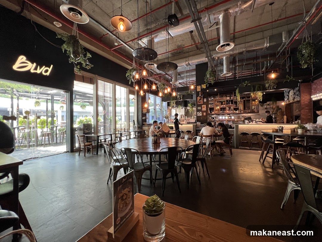 Modern Restaurant Interior