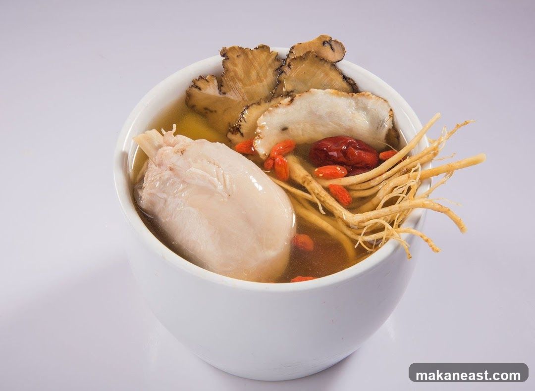 Chicken Soup with Ginseng and Goji Berries