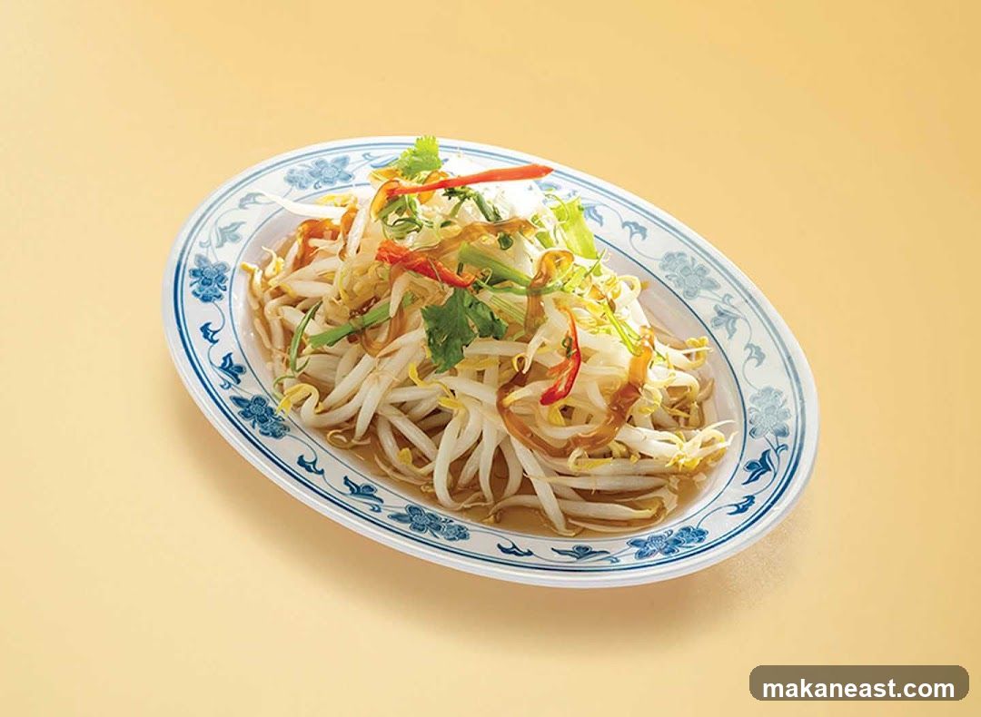 Tiong Bahru Hainanese Boneless Chicken Rice