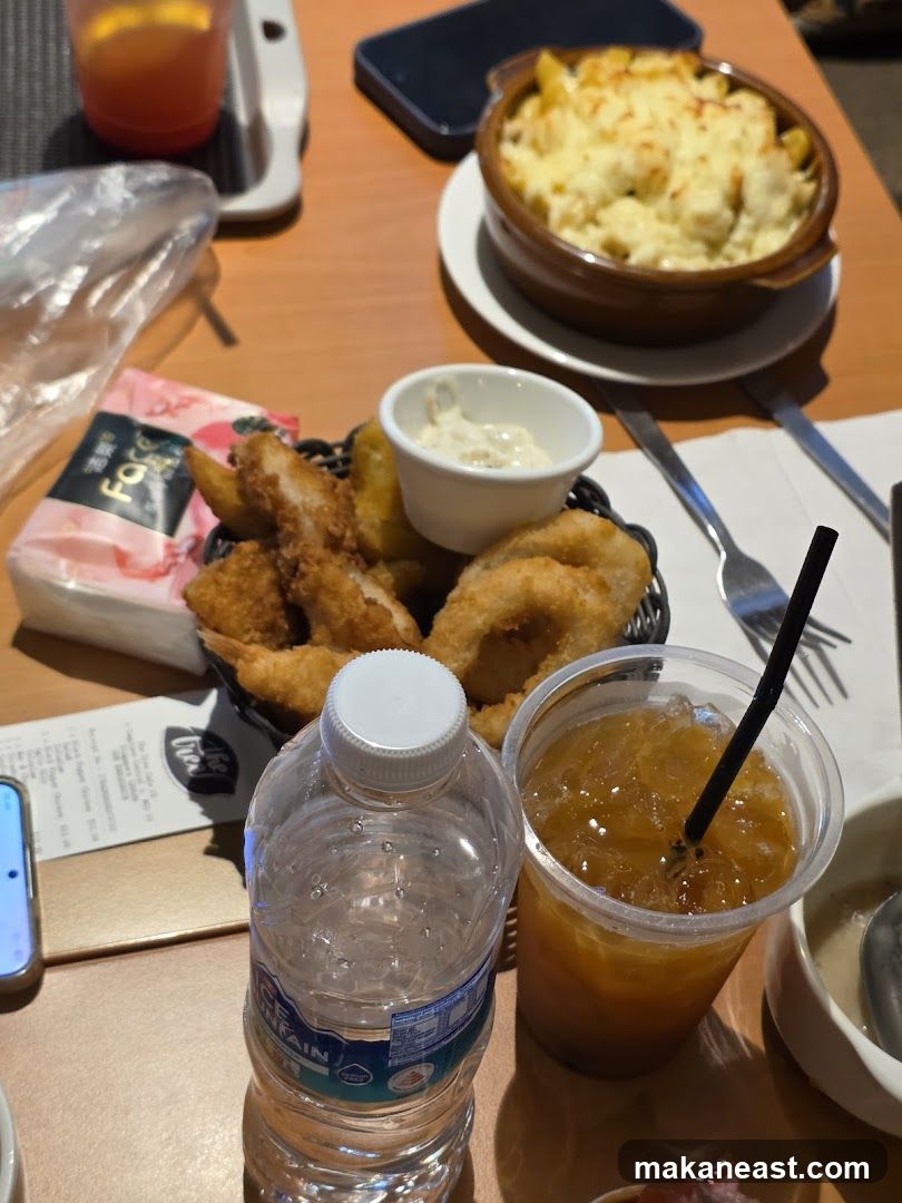 Fried Food Platter and Macaroni Cheese