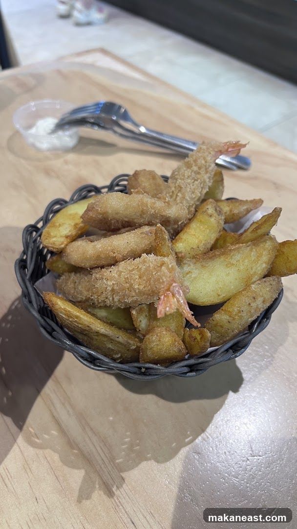 Fried Shrimp and Potato Wedges
