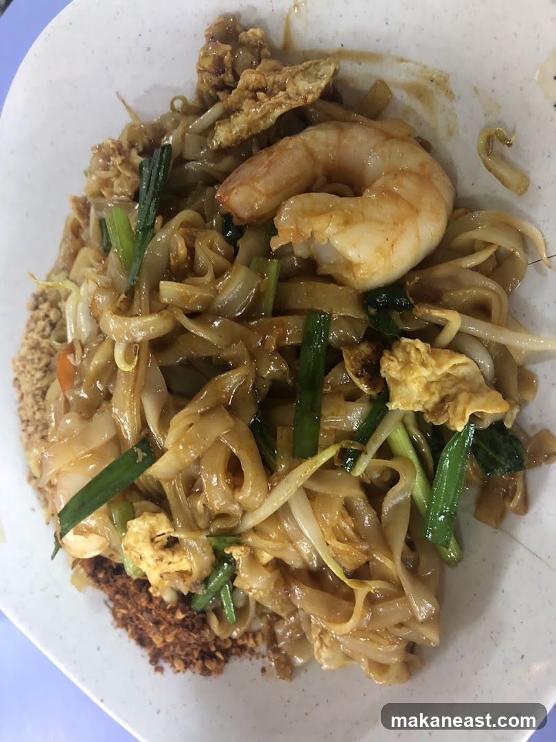 Stir-fried noodles with shrimp