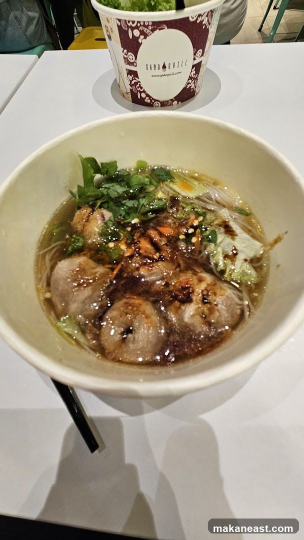 Noodle Soup with Meatballs