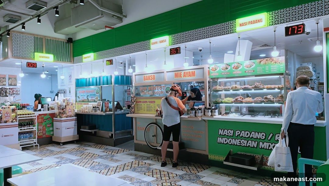 Food court stalls