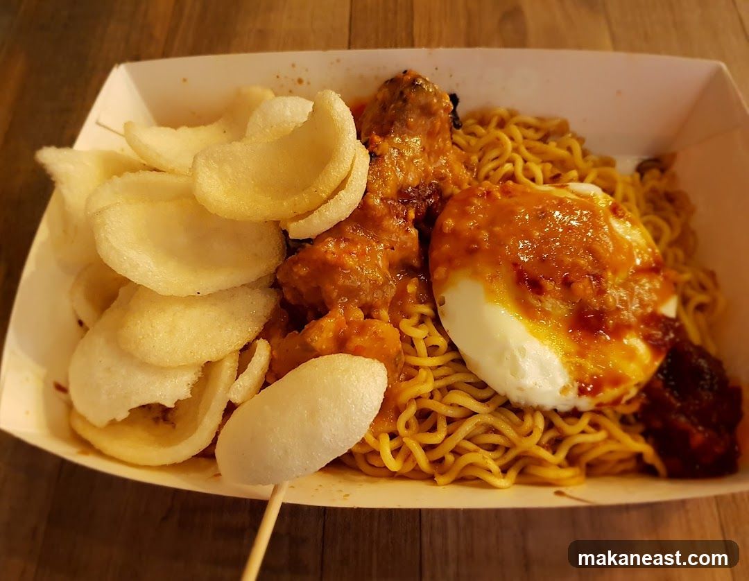 Noodles with Chicken and Egg