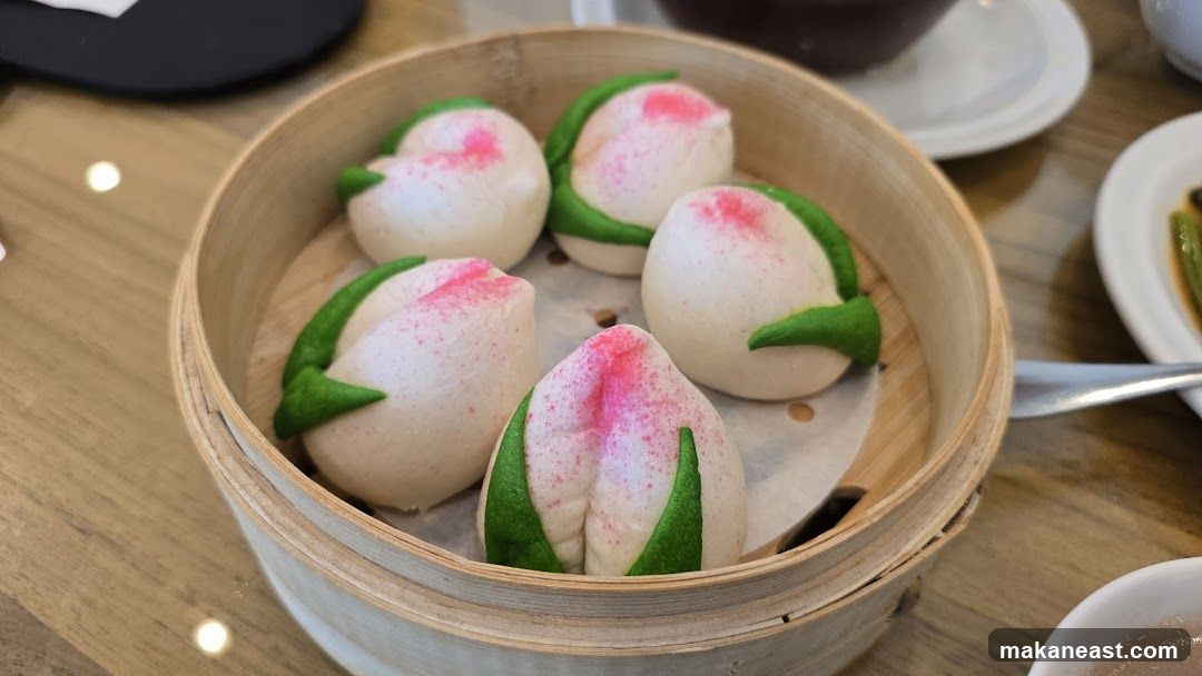 Peach-shaped Buns