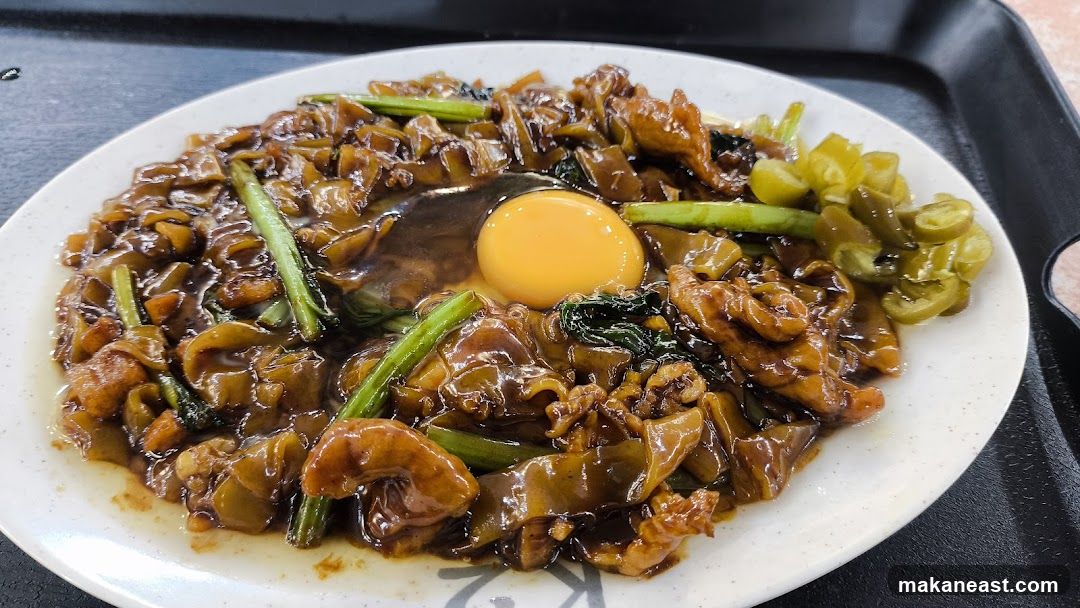 Noodles with Egg and Vegetables