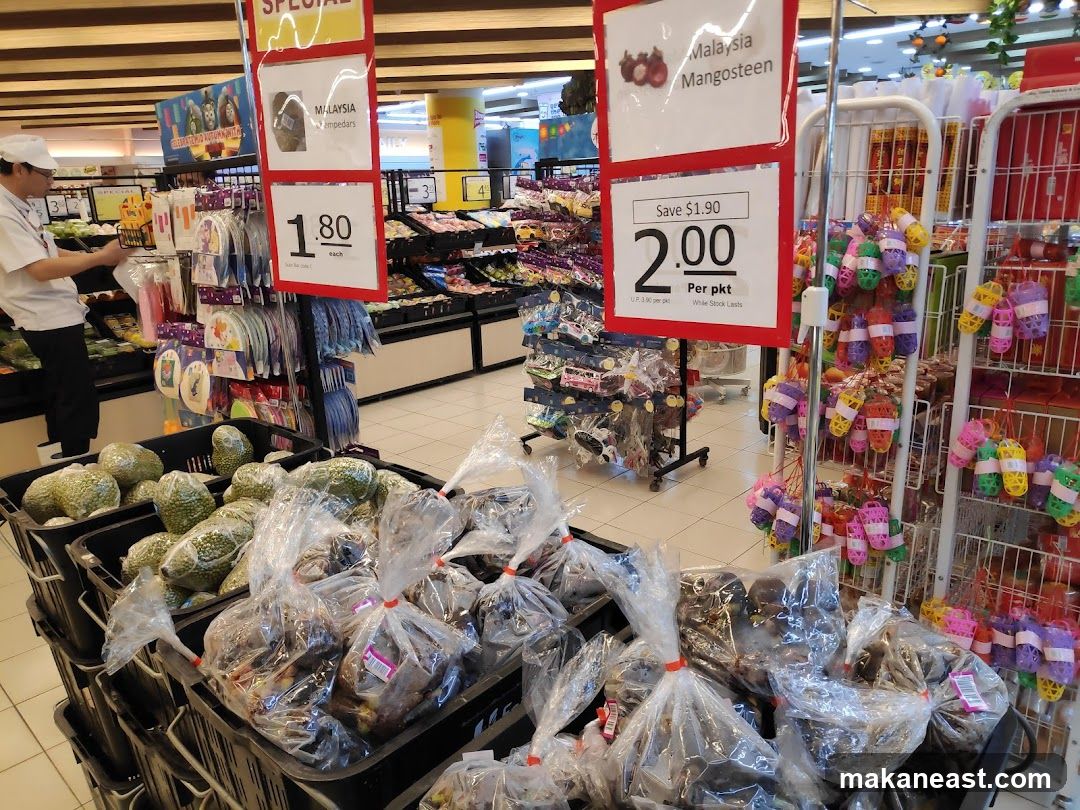 Supermarket Produce Display