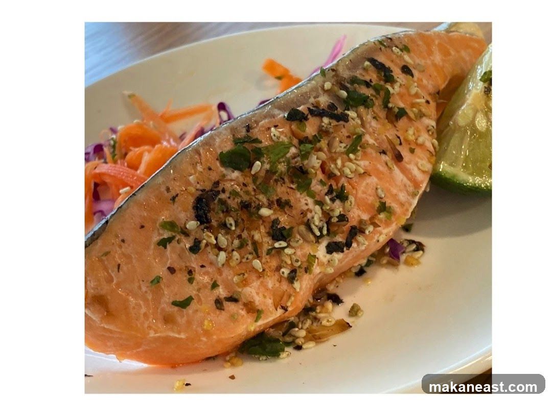 Salmon with Salad and Lime