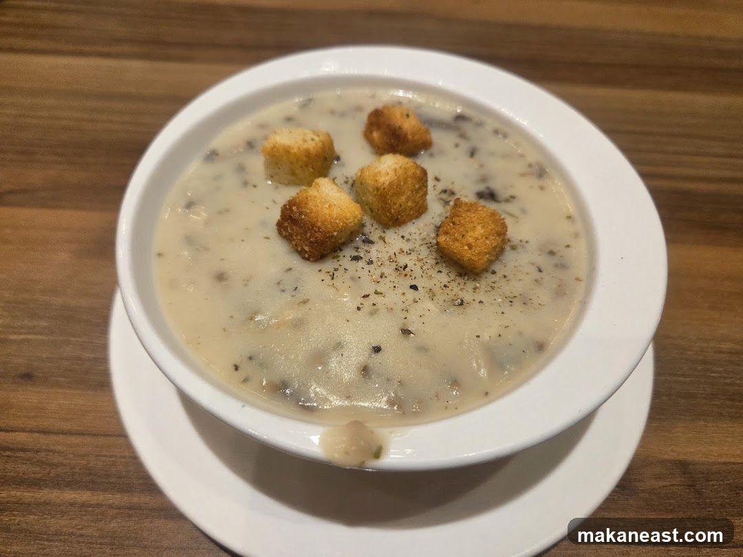 Creamy Mushroom Soup with Croutons