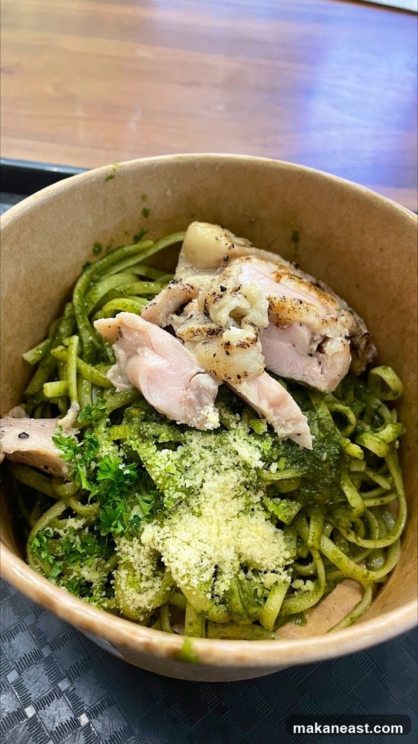 Pasta with Chicken and Pesto