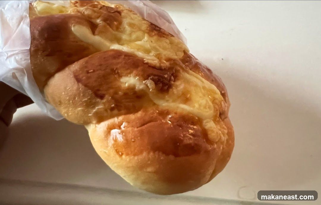 Baked Bread with Cheese