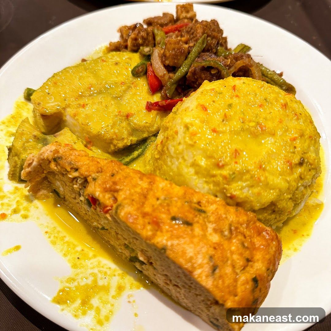 Curry Dish with Rice and Meatloaf