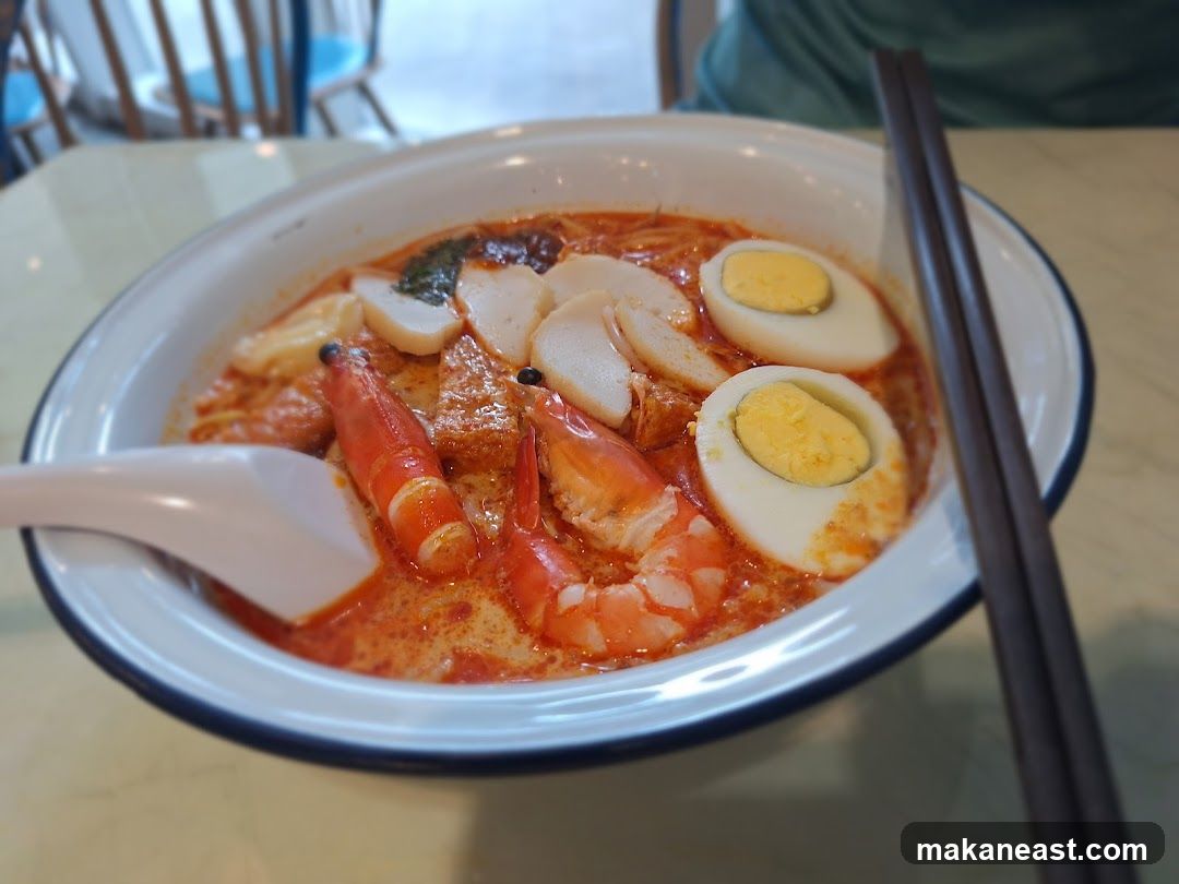 Laksa with Shrimp and Egg