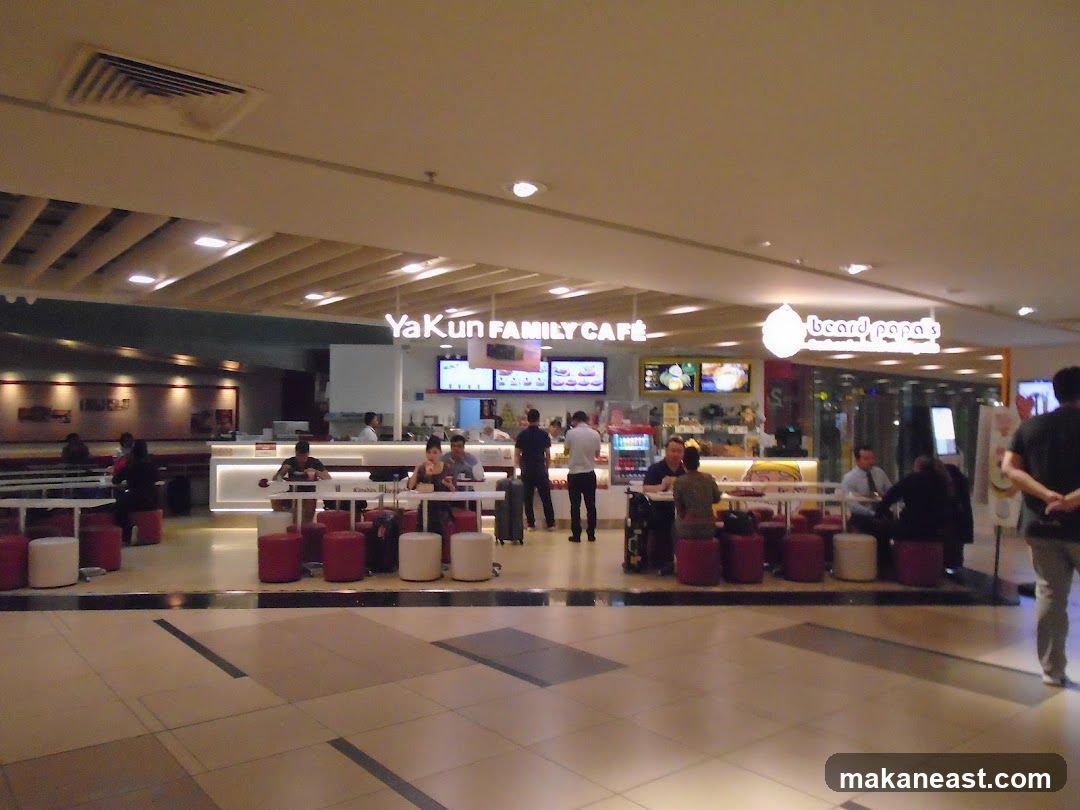 Ya Kun Family Cafe and Beard Papa's