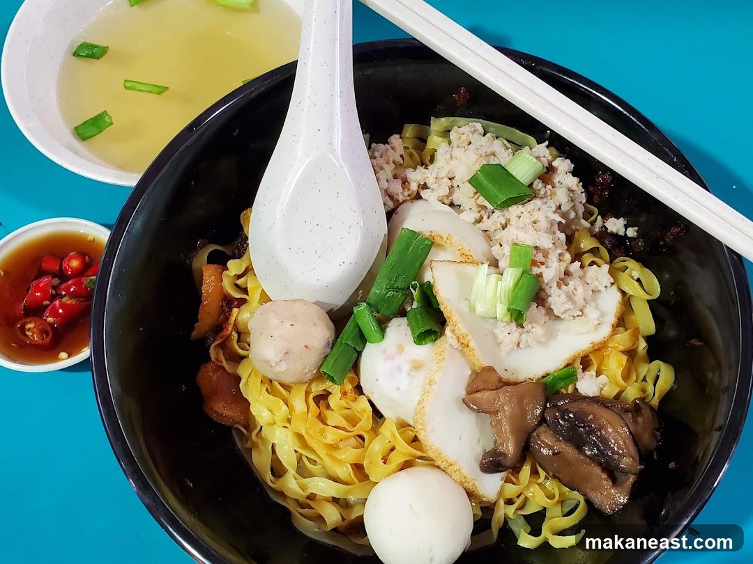 Noodles with Toppings