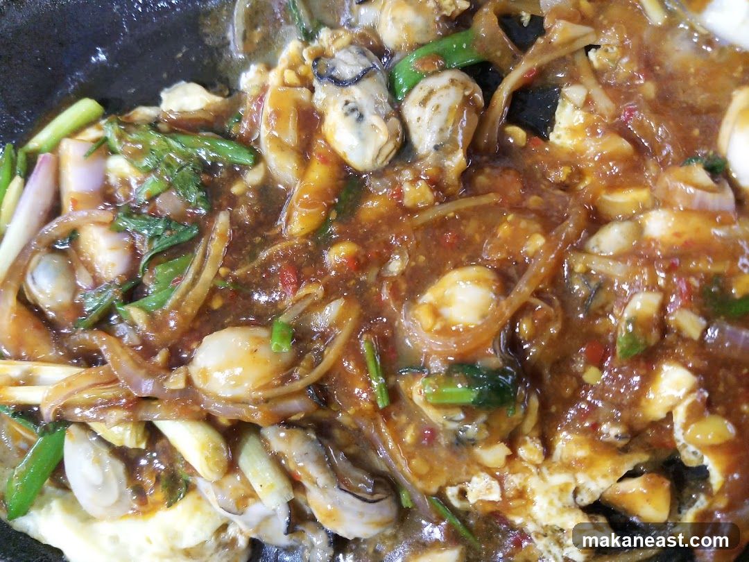 Oyster Omelette