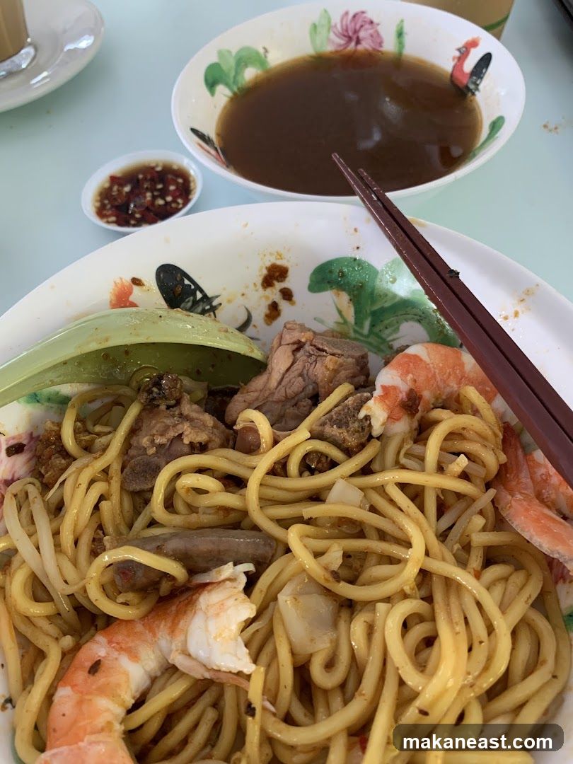Noodles with Shrimp and Meat