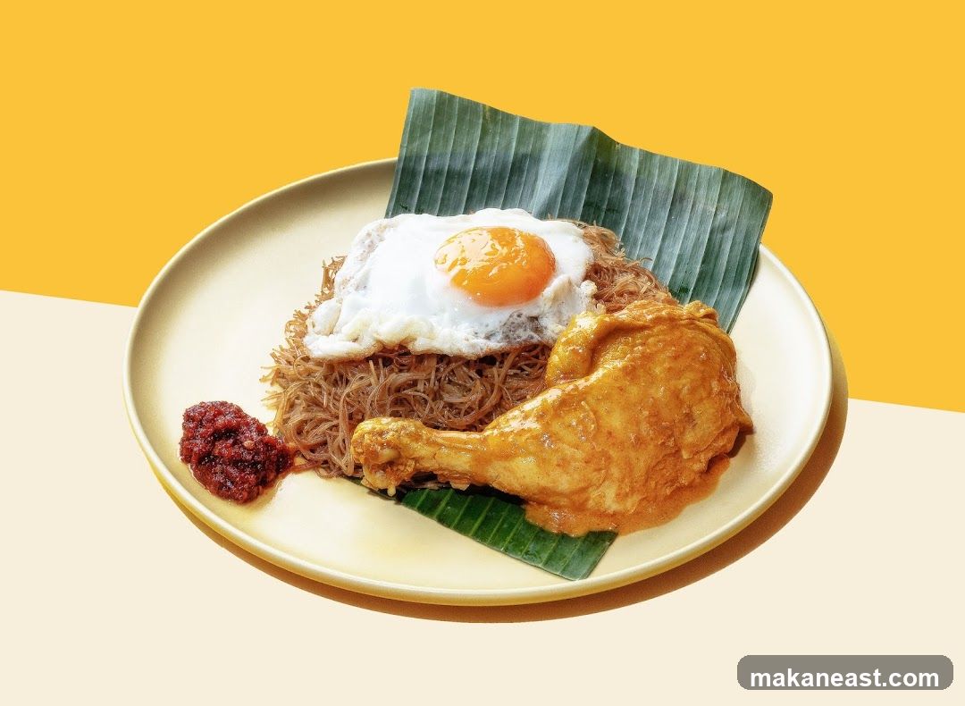 Chicken Curry with Noodles and Egg