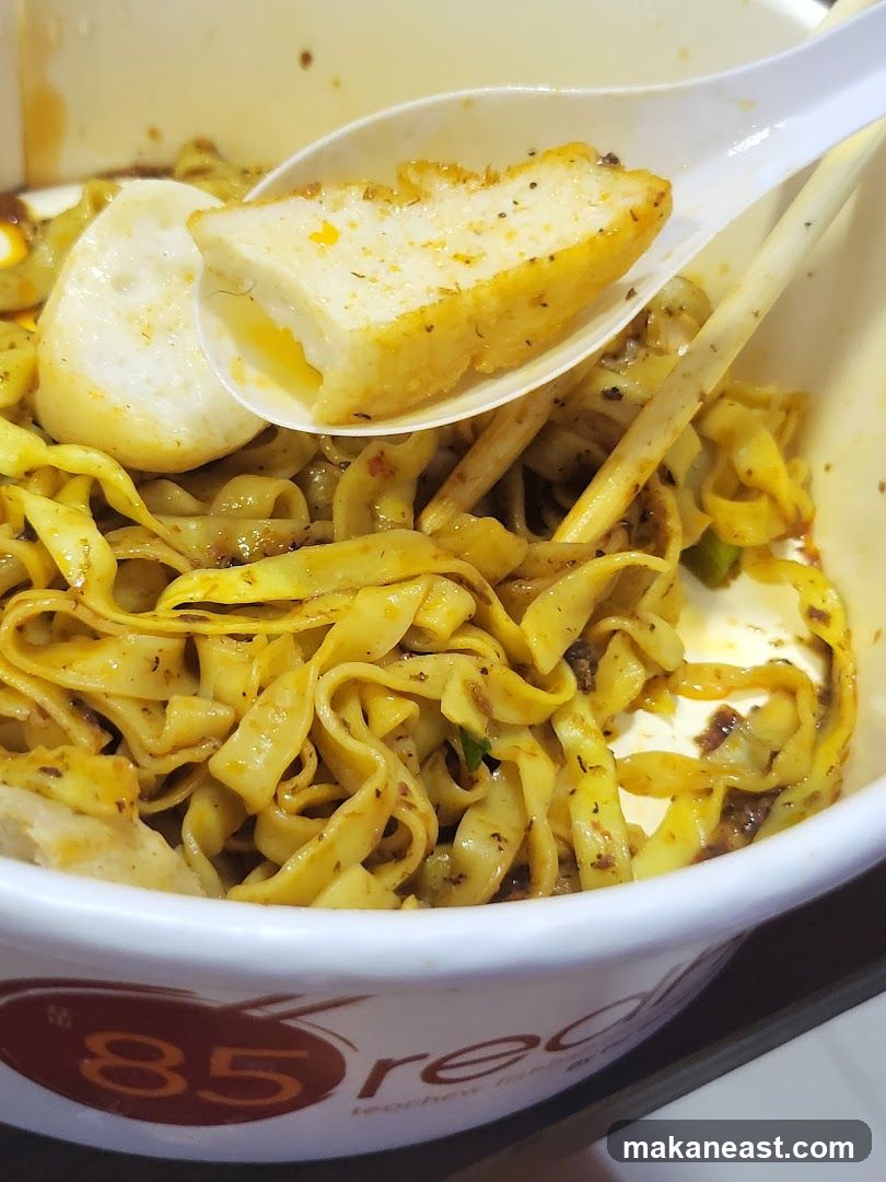 Noodles with Fish Cake
