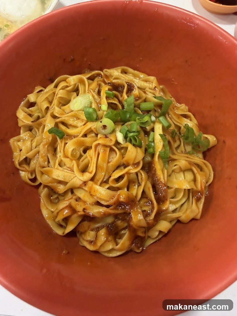 Noodles with Sauce and Scallions