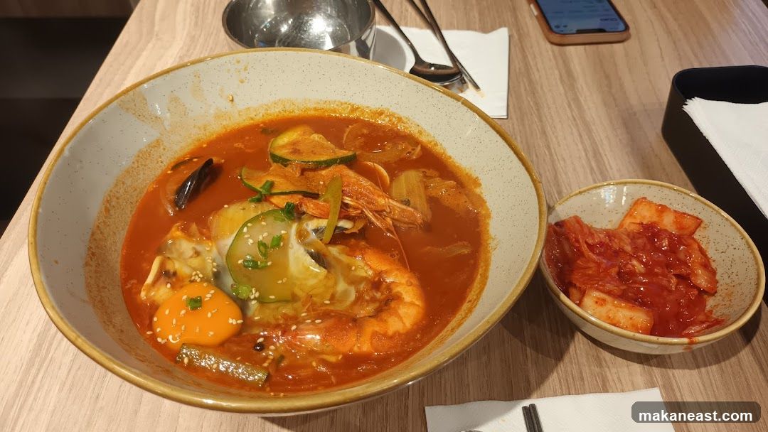 Spicy Seafood Soup with Kimchi