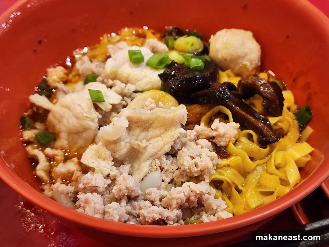 Noodle Bowl with Minced Pork and Mushrooms