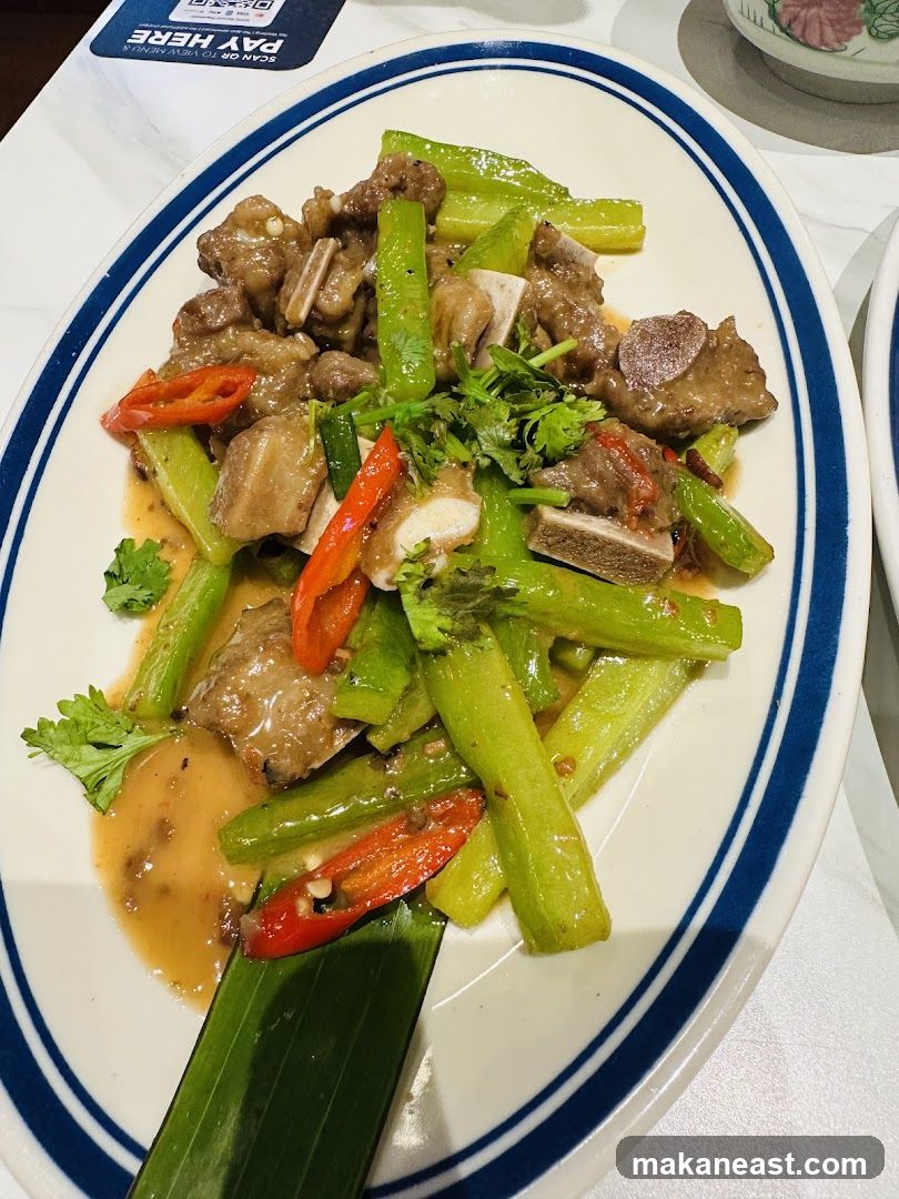 Braised Pork Ribs with Celery and Chili