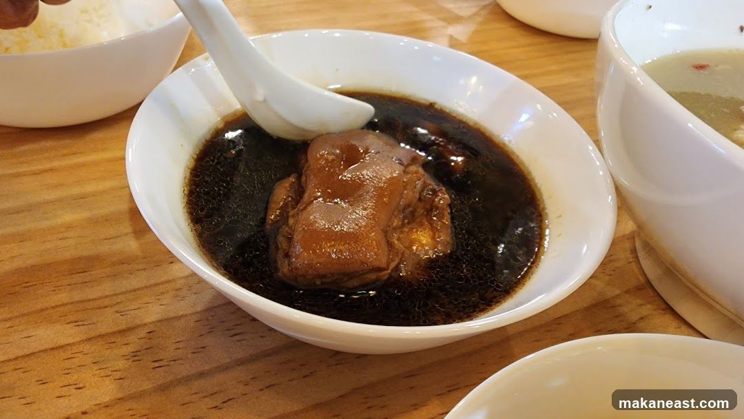 Braised Pork Trotter