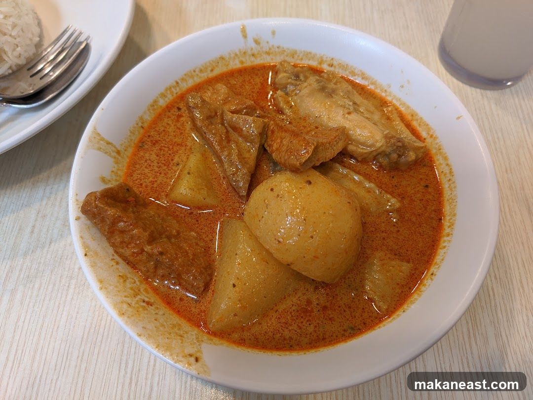 Curry Chicken with Potatoes and Tofu