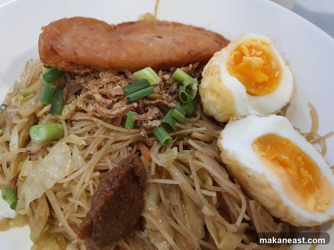 Noodles with Egg and Meat