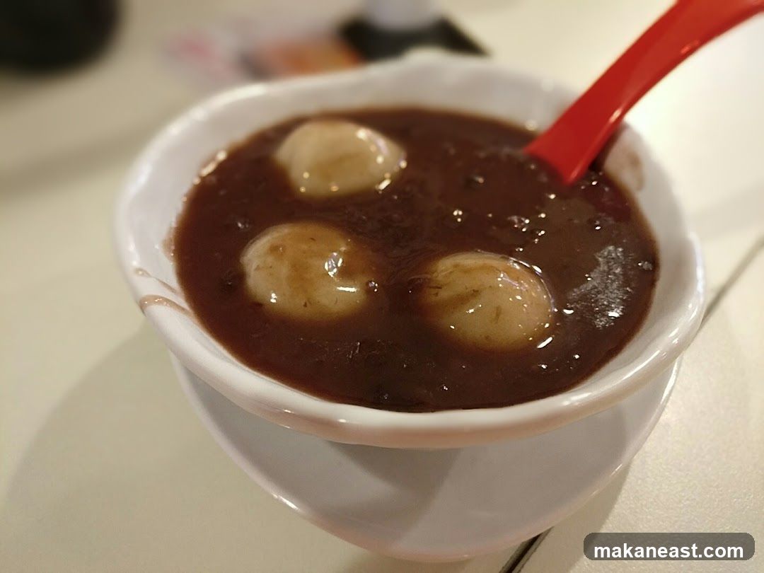 Red Bean Soup with Mochi Balls