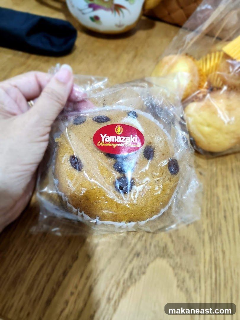 Raisin Muffin