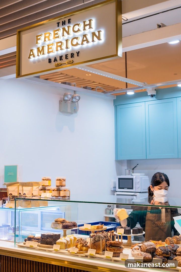 The French American Bakery Display