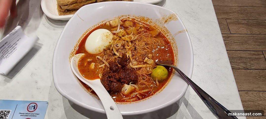 Laksa with Egg and Lime