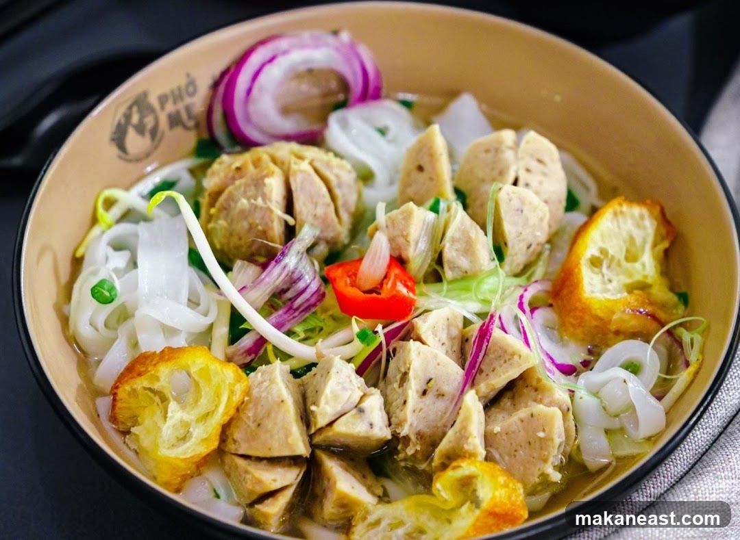 Pho with Meatballs