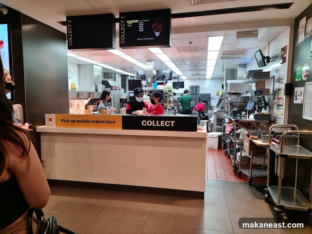 McDonald's Pickup Counter