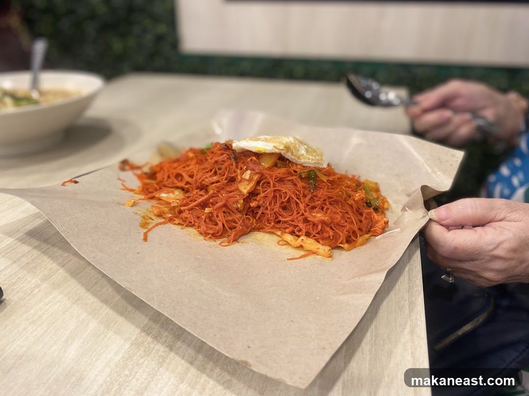 Noodles with Fried Egg