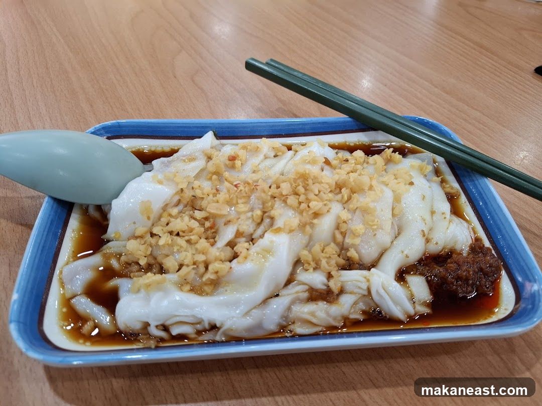 Steamed Rice Rolls with Toppings