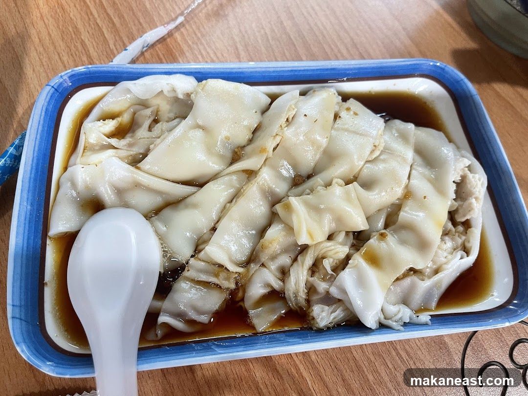 Steamed Rice Rolls with Filling