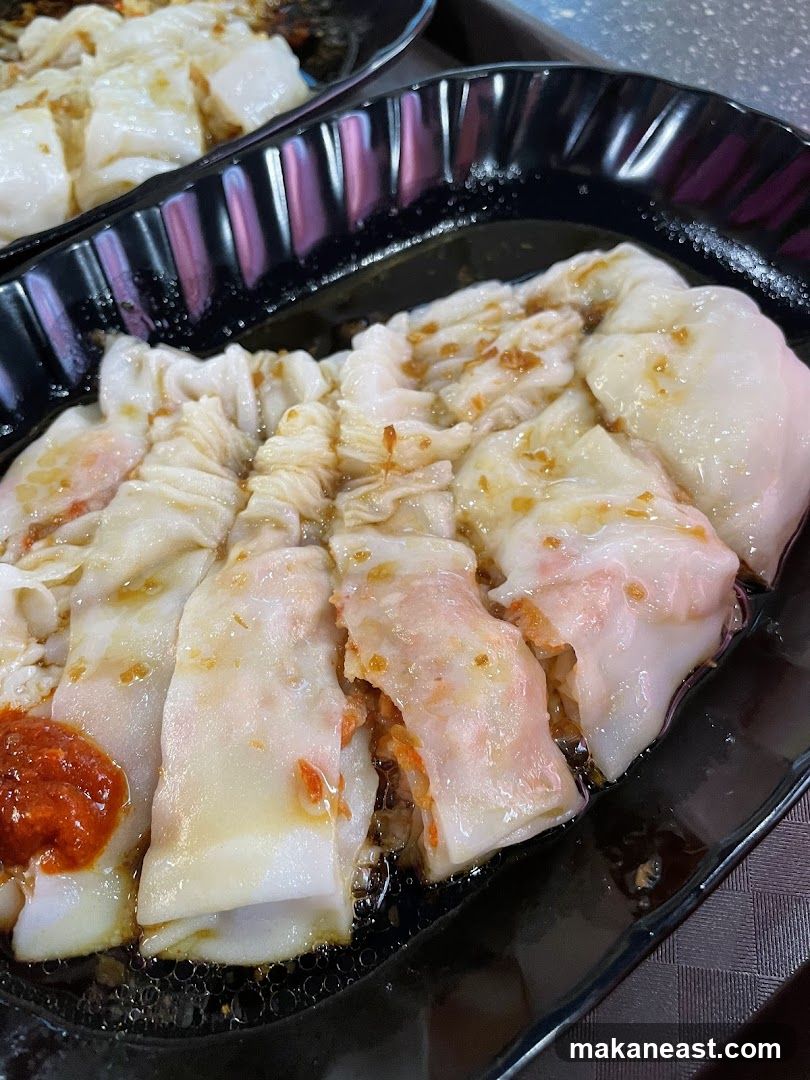 Steamed Rice Rolls with Filling