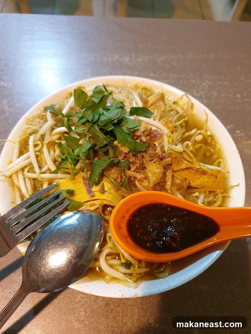 Noodle Soup with Chili Sauce