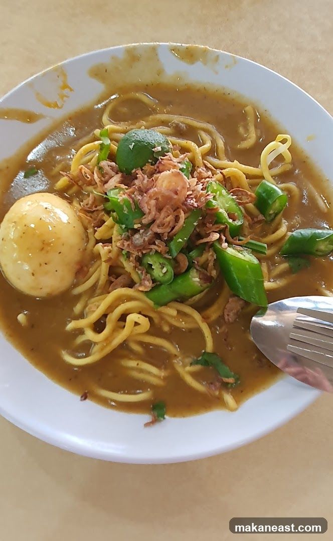 Noodle Soup with Egg and Chili